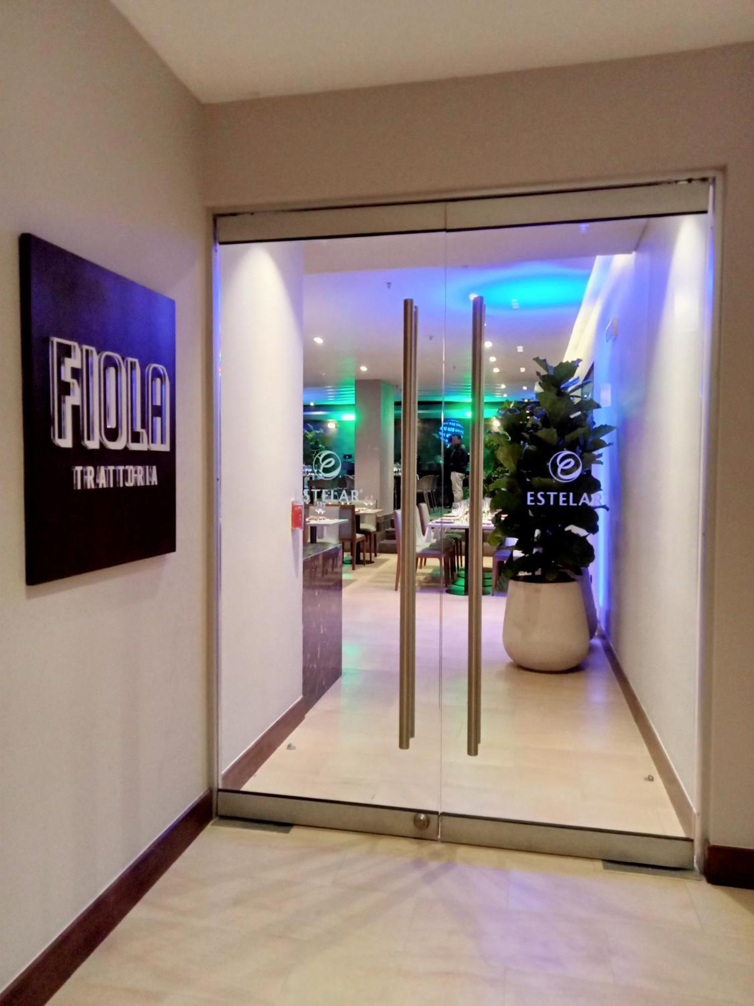 Hotel Estelar Calle 100 Богота Екстер'єр фото
